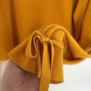 Aritzia Wilfred Emmy Sweater